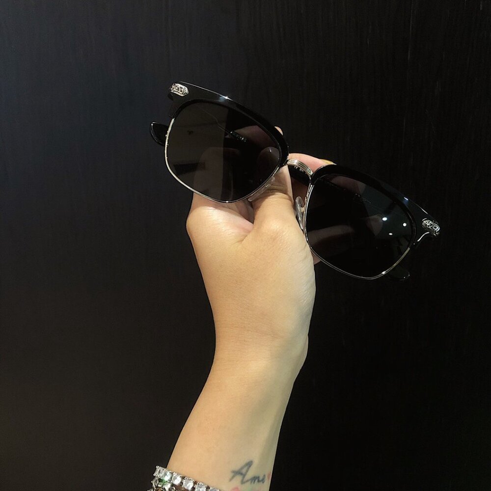 Chrome hearts  Glasses - Picture 6 of 6